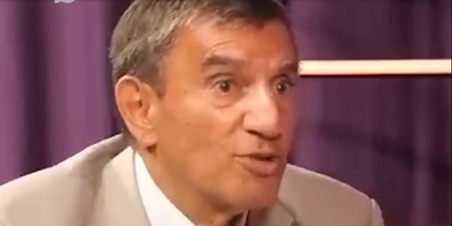 “Seni Kim Prof Yaptı”