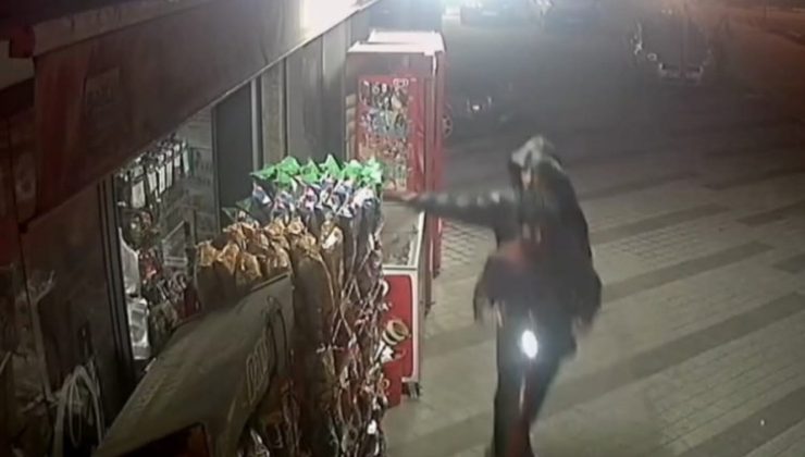 Bursa’da scoterlı hırsızlar kamerada
