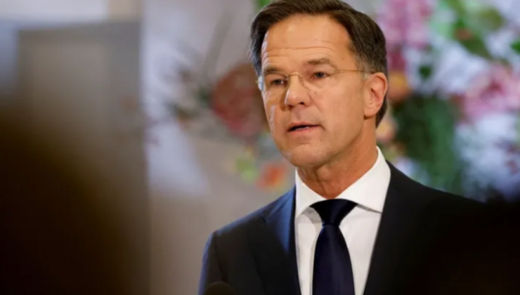 Hollanda’da hükümet dağıldı