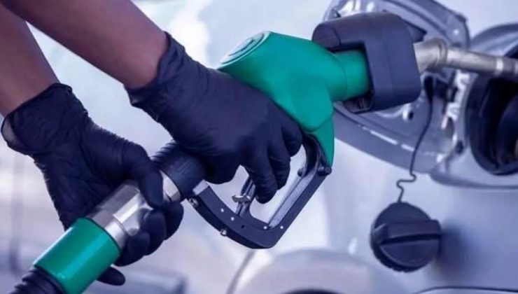 Benzine indirim geliyor