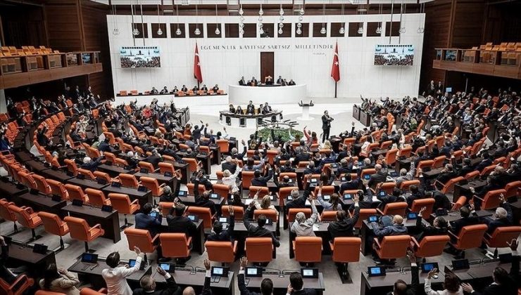 AK Parti “anayasa” trafiğini başlatıyor