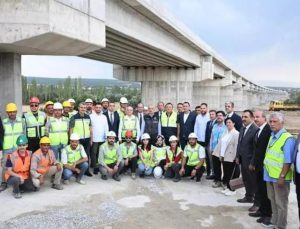 Bakan Uraloğlu’ndan Ankara-İzmir hızlı tren hattı müjdesi