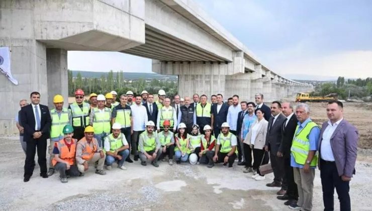 Bakan Uraloğlu’ndan Ankara-İzmir hızlı tren hattı müjdesi