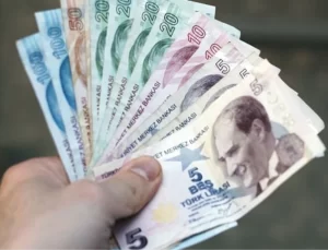 Emekliye 100. yıl ikramiyesi geliyor! Masadaki rakam 5 bin lira