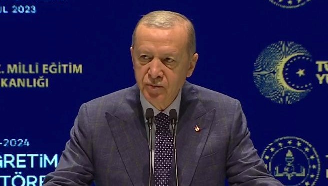 Erdoğan: Ek ders ücretlerinde yüzde 25 artışa gidiyoruz