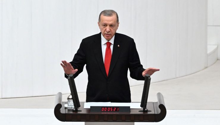 Cumhurbaşkanı Erdoğan’dan yeni anayasa mesajı