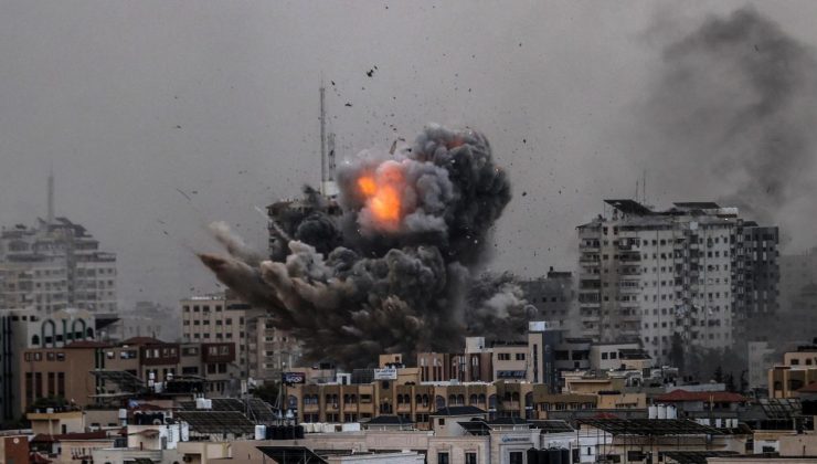 Filistin: “İsrail, son 3 günde 8 hastaneyi bombaladı”