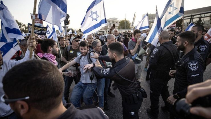 Savaşta yakınlarını kaybeden İsrailliler Netanyahu’nun istifası için çadır kurdu