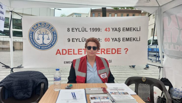 Emeklilikte Adalet Derneği ‘adil kademeli emeklilik’ talebiyle Şehreküstü Meydanı’nda Toplandı