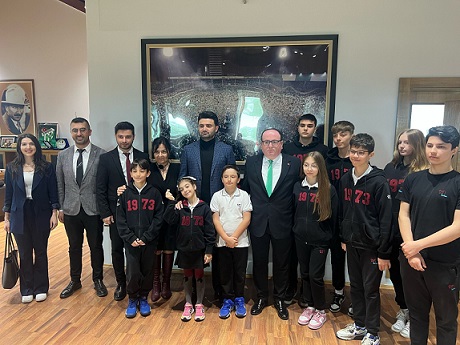 Tan Okulları’ndan Bursaspor Başkanı Enes Çelik’e Ziyaret