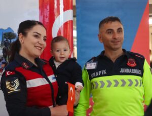 Bursa İl Jandarma Komutanlığı’ndan Trafik Haftası’nda Anlamlı Etkinlik