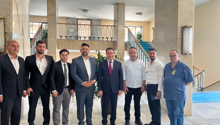 Ali Babacan’la Ankara’da Bursa Mesaisi: DEVA’dan “DEVA’mı VAR” Dosyasıyla Net Mesaj!