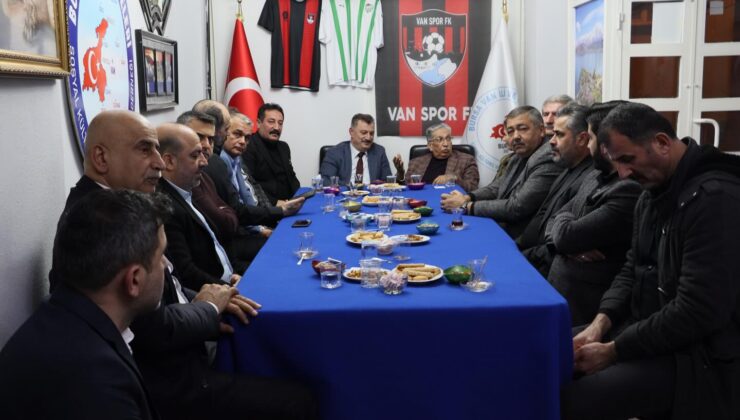 Anahtar Parti’den Bursa Van Derneği’ne Ziyaret