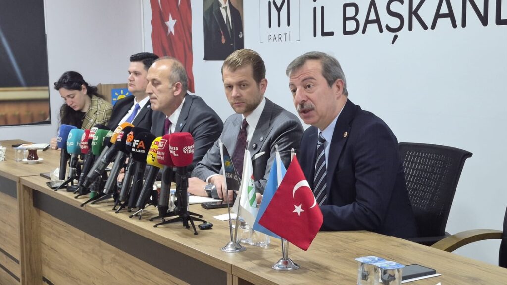 İYİ Parti Bursa’dan Beklenmeyen Çıkış!