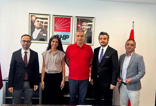 CHP Bursa’dan Dikkat Çeken Temas: Yerel Yönetimlerdeki İstifalar ve Parti Değişiklikleri Masaya Yatırıldı
