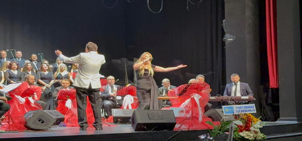 İYİ Parti Osmangazi Teşkilatı kültür gecesinde buluştu