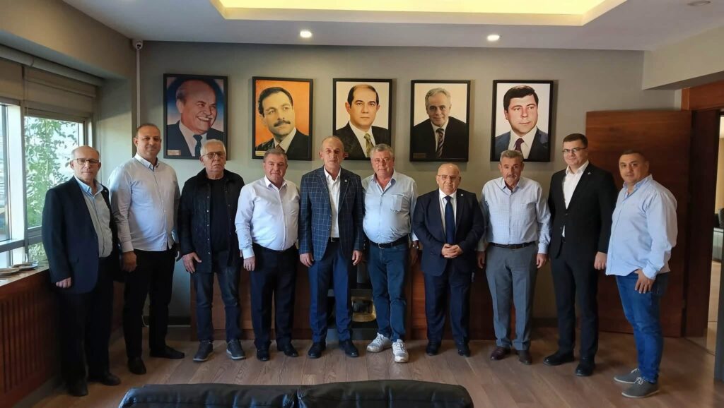 SELAHATTİN ÇAKMAK SAHADA: “NİLÜFER’DE ESNAFIN VE VATANDAŞIN SESİNE KULAK VERİYORUZ”