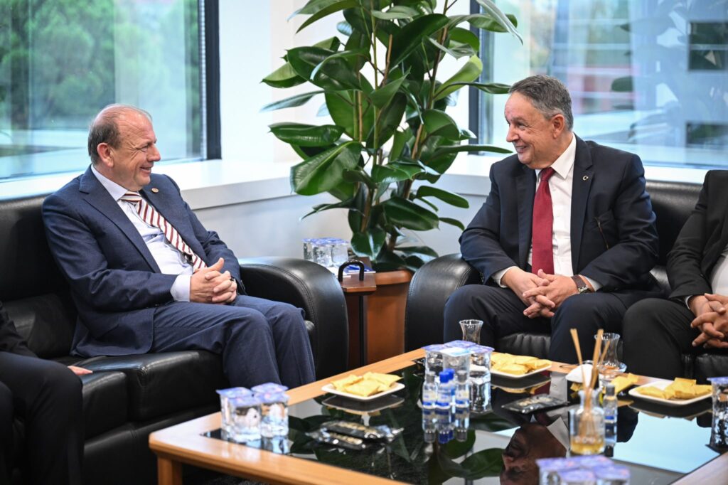 Alfatlı: “Türkiye’nin kaynakları faiz yükünü azaltarak üretime, yatırıma ve milletin refahına yönlendirilmeli”